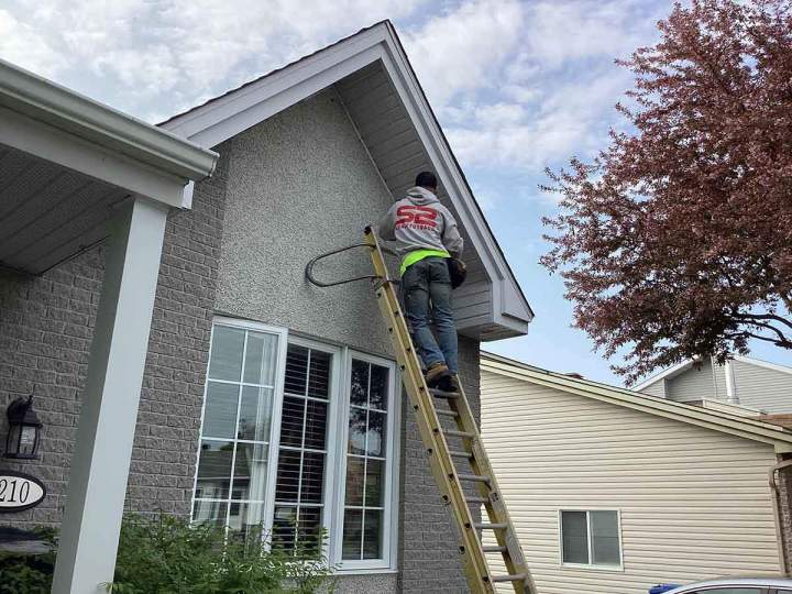 Service de réparation de soffite Rive-Sud